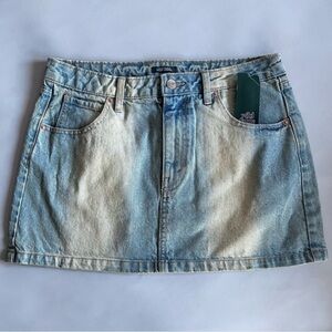 Wild Fable Low Rise Medium Wash Mini Denim Skirt Women Size 8